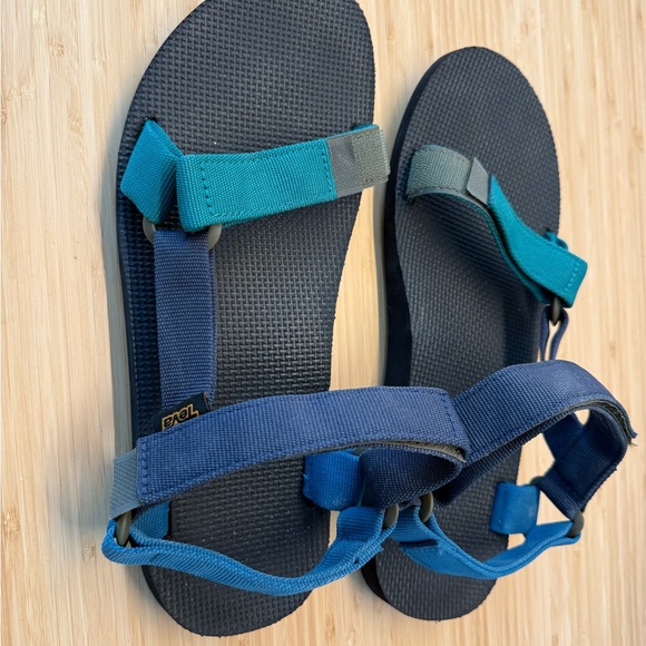 Teva blue and teal sandals M size 11 - Picture 3 of 5